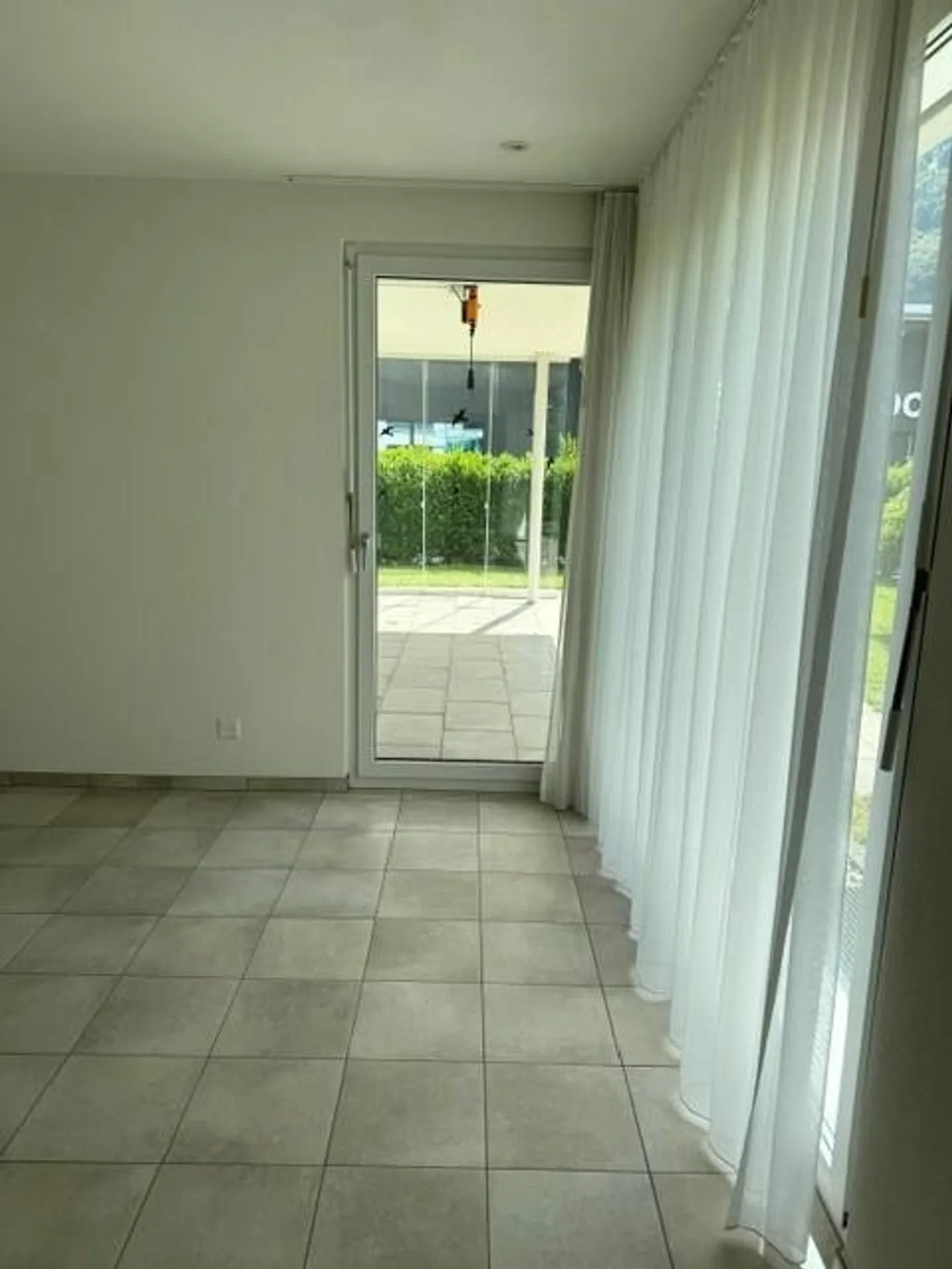 3.5-Zimmer-Gartenwohnung an Top-Lage in Mollis - Photo 12 sur 17
