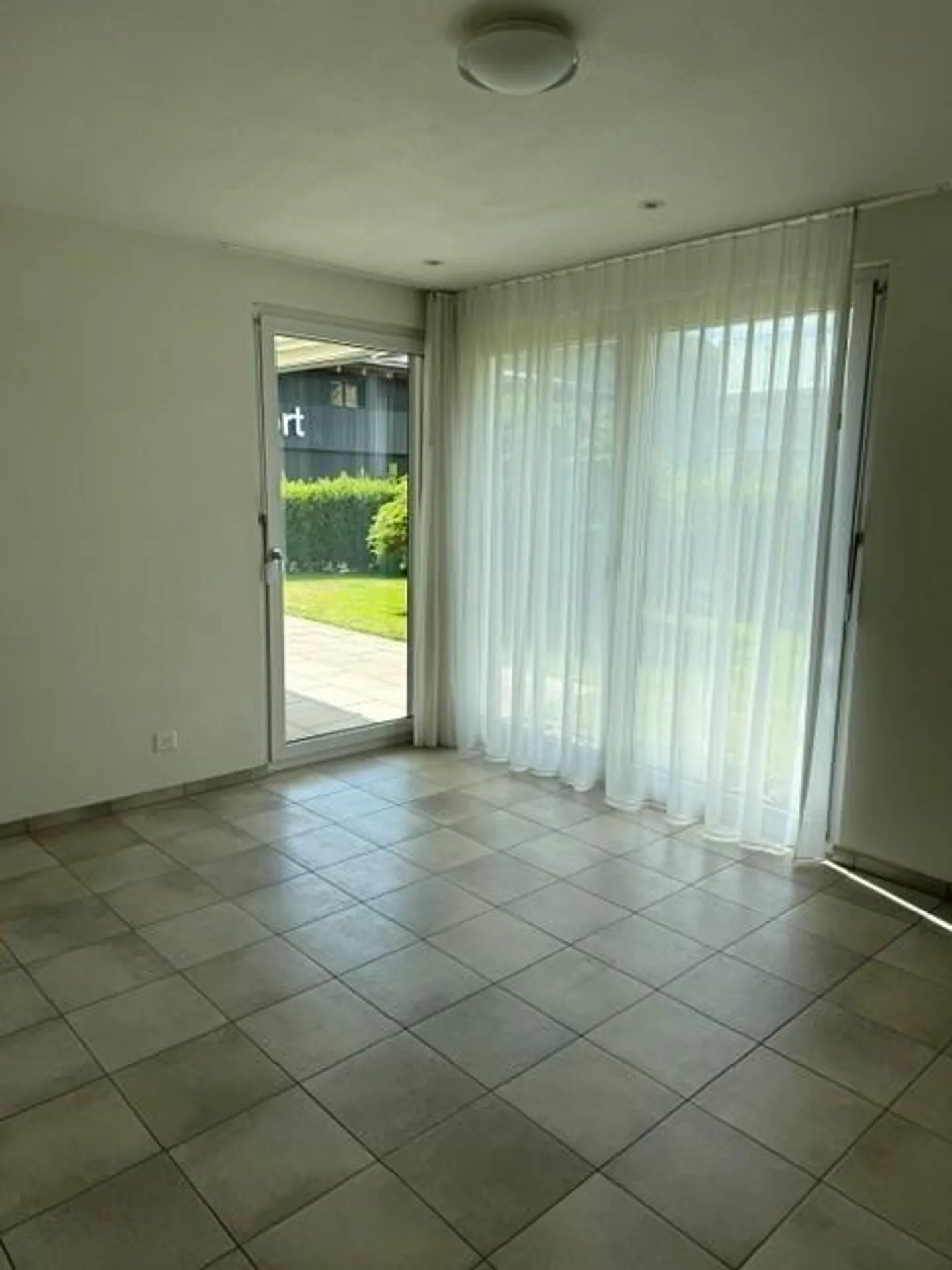 3.5-Zimmer-Gartenwohnung an Top-Lage in Mollis - Photo 13 sur 17