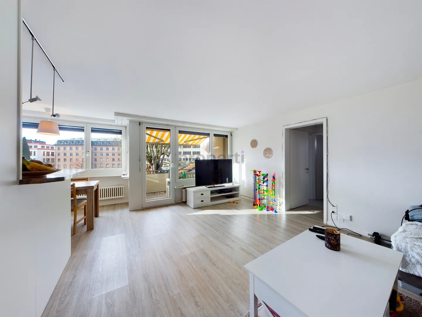 HEIMELIG UND CHARMANT - Foto 1 von 7