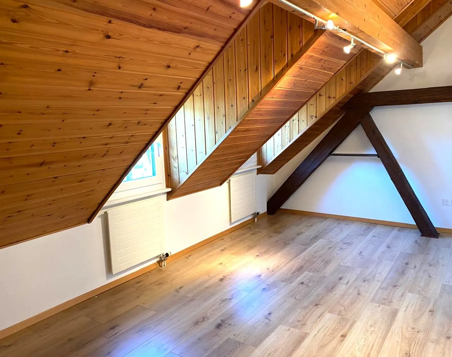 Charming Maisonette with Terrace - Photo 5 of 9