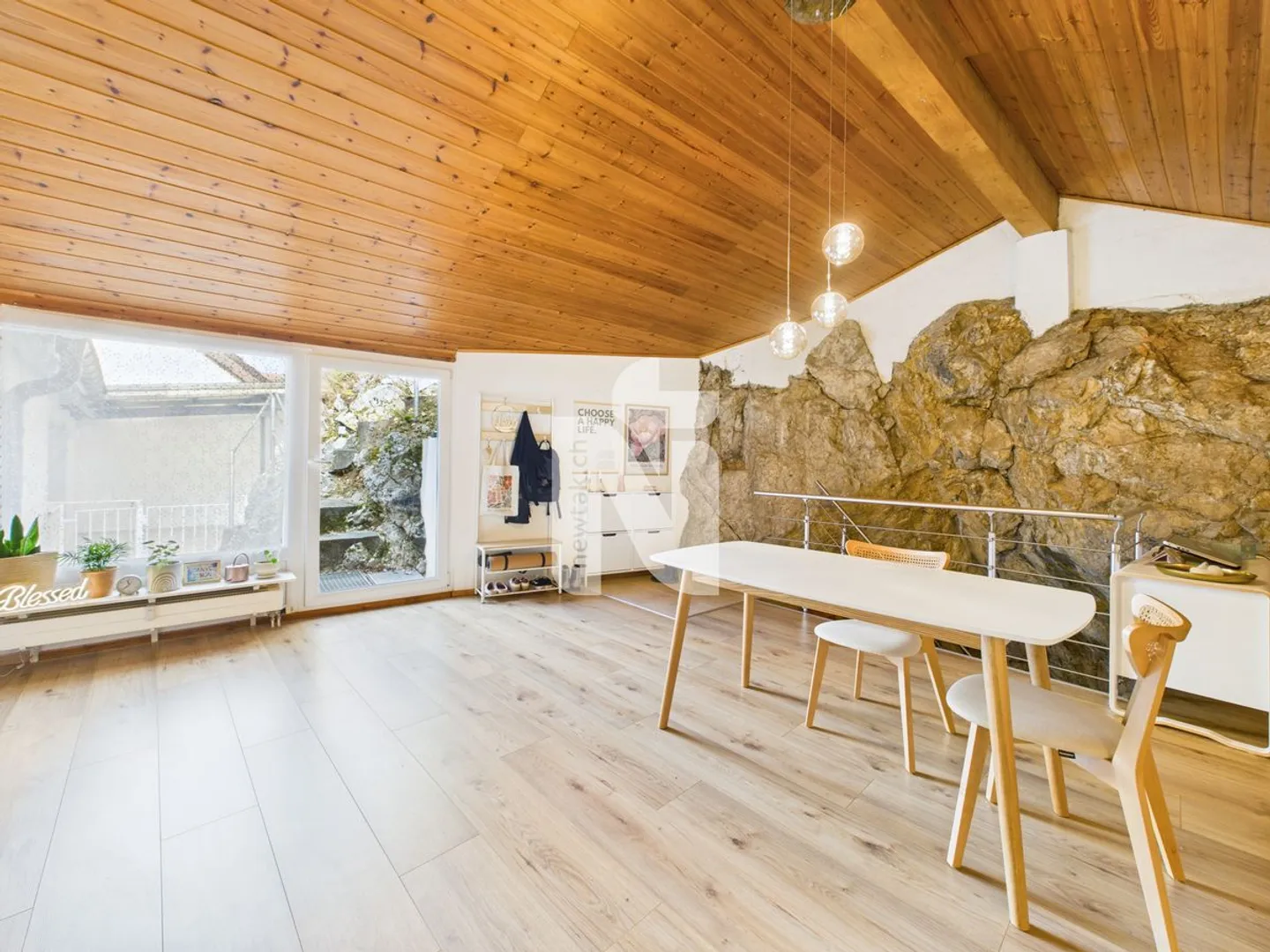 Charming Maisonette with Terrace - Photo 1 of 9