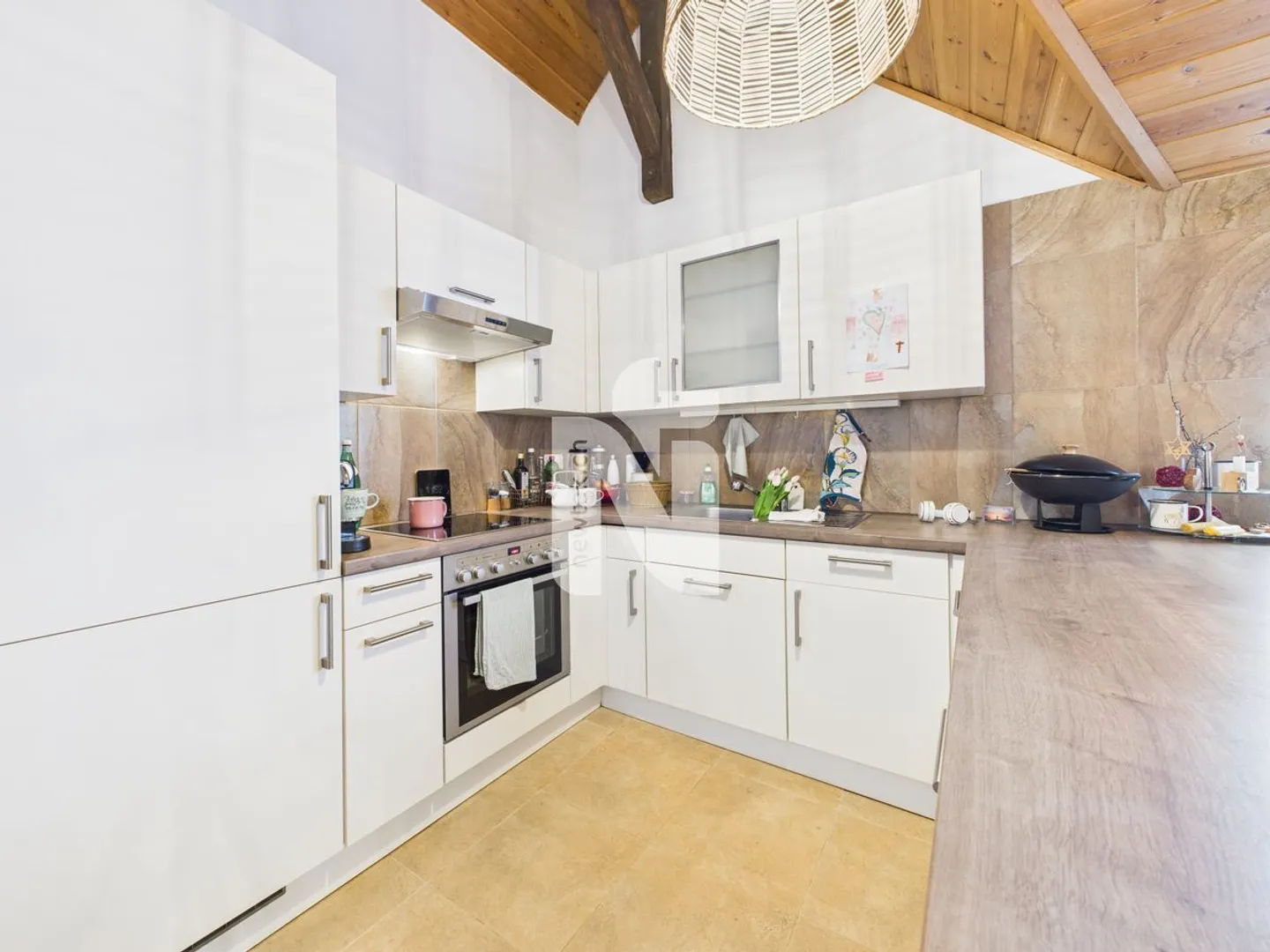 Charming Maisonette with Terrace - Photo 3 of 9