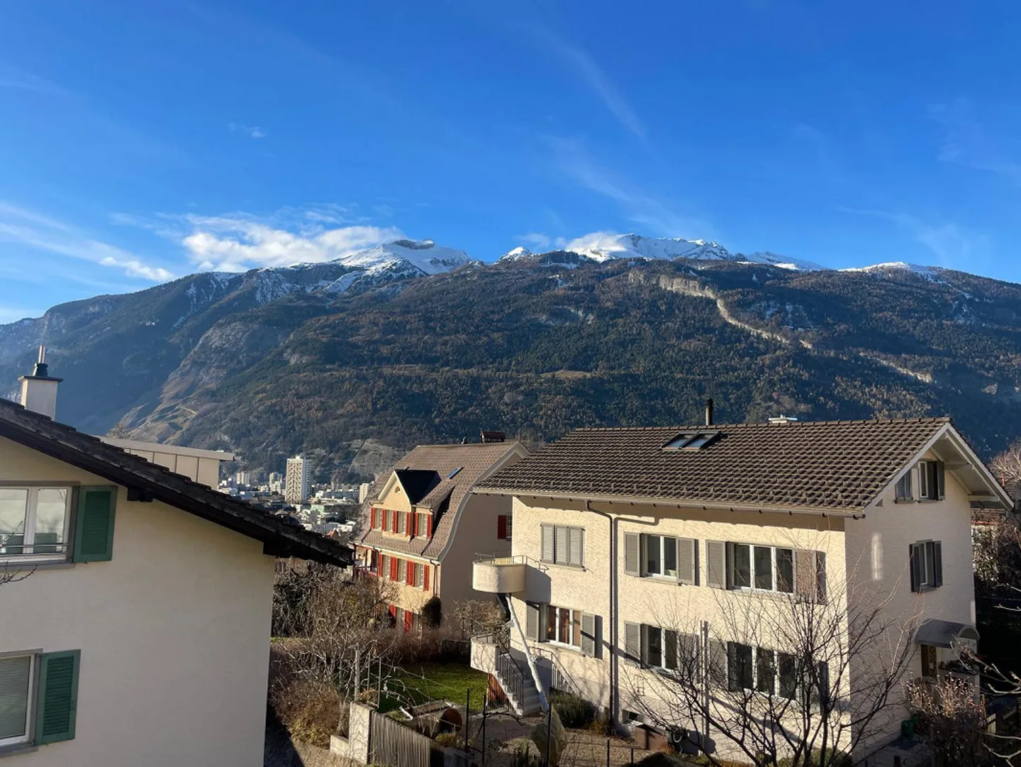 Appartamento di 4 stanze in posizione centrale - Foto 2 di 7