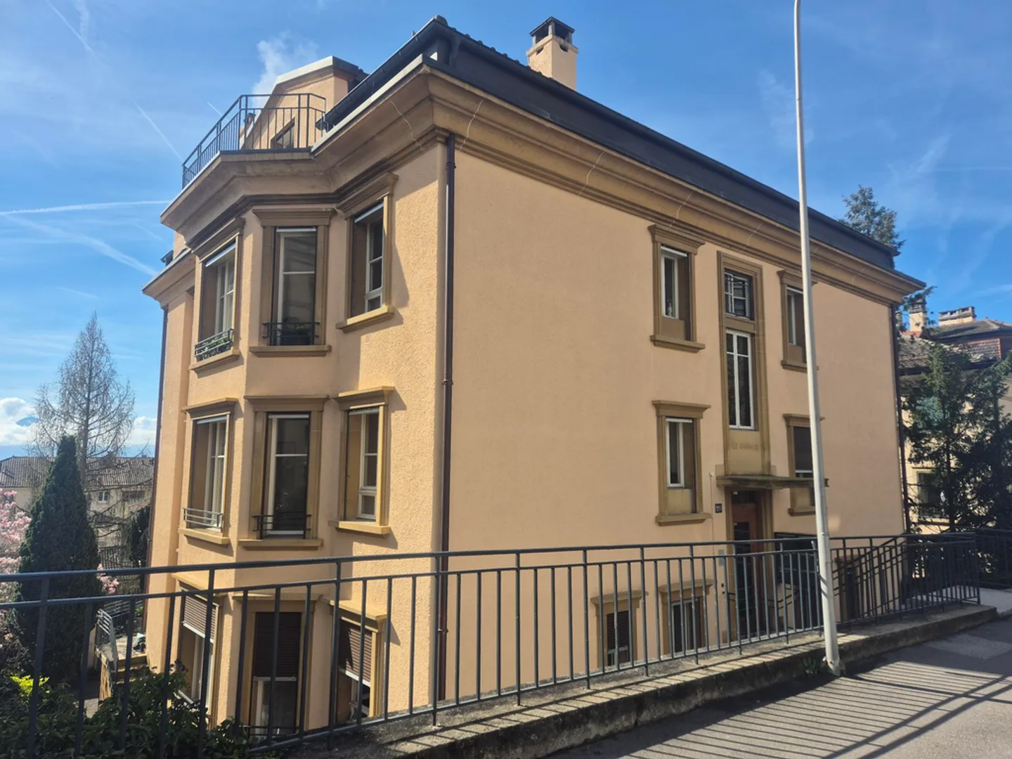 Charmante appartement de 6 pièces à Lausanne - Photo 1 sur 8