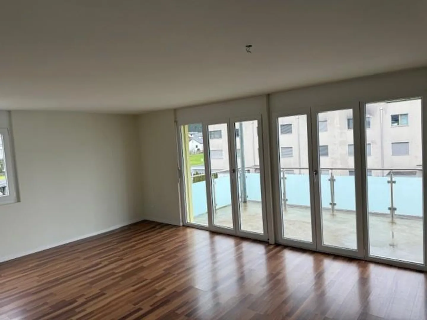 Votre retraite élégante dans un endroit calme - Louez sans dépôt ! - Photo 2 sur 9