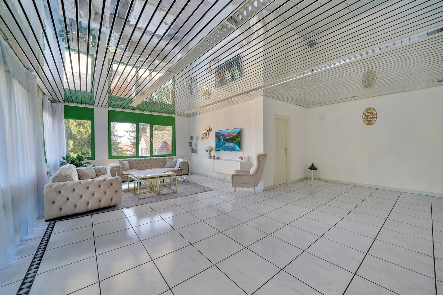 Renovated multi-family house with 5 residential units and parking garage - Photo 8 of 13
