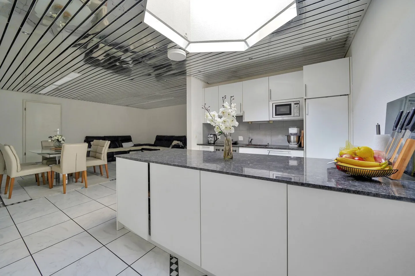 Renovated multi-family house with 5 residential units and parking garage - Photo 10 of 13