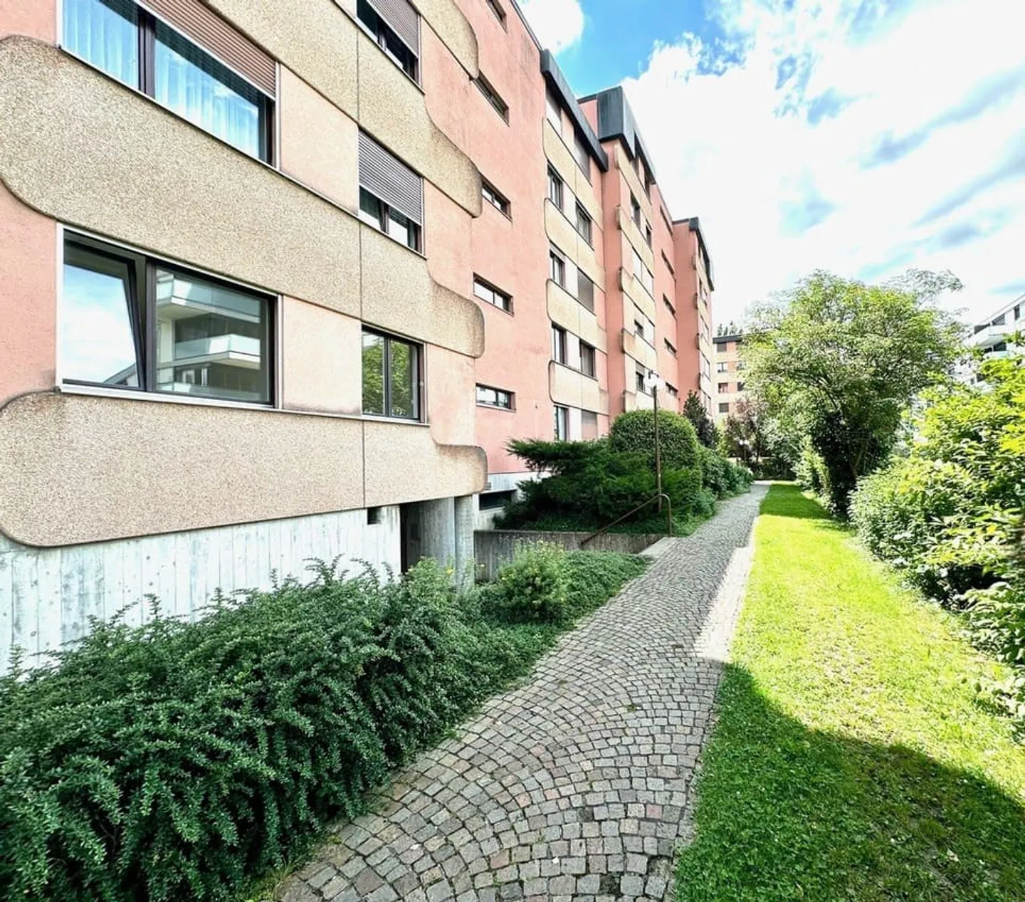 Price reduced: apartment with terrace and open kitchen in the C district - Photo 2 of 13