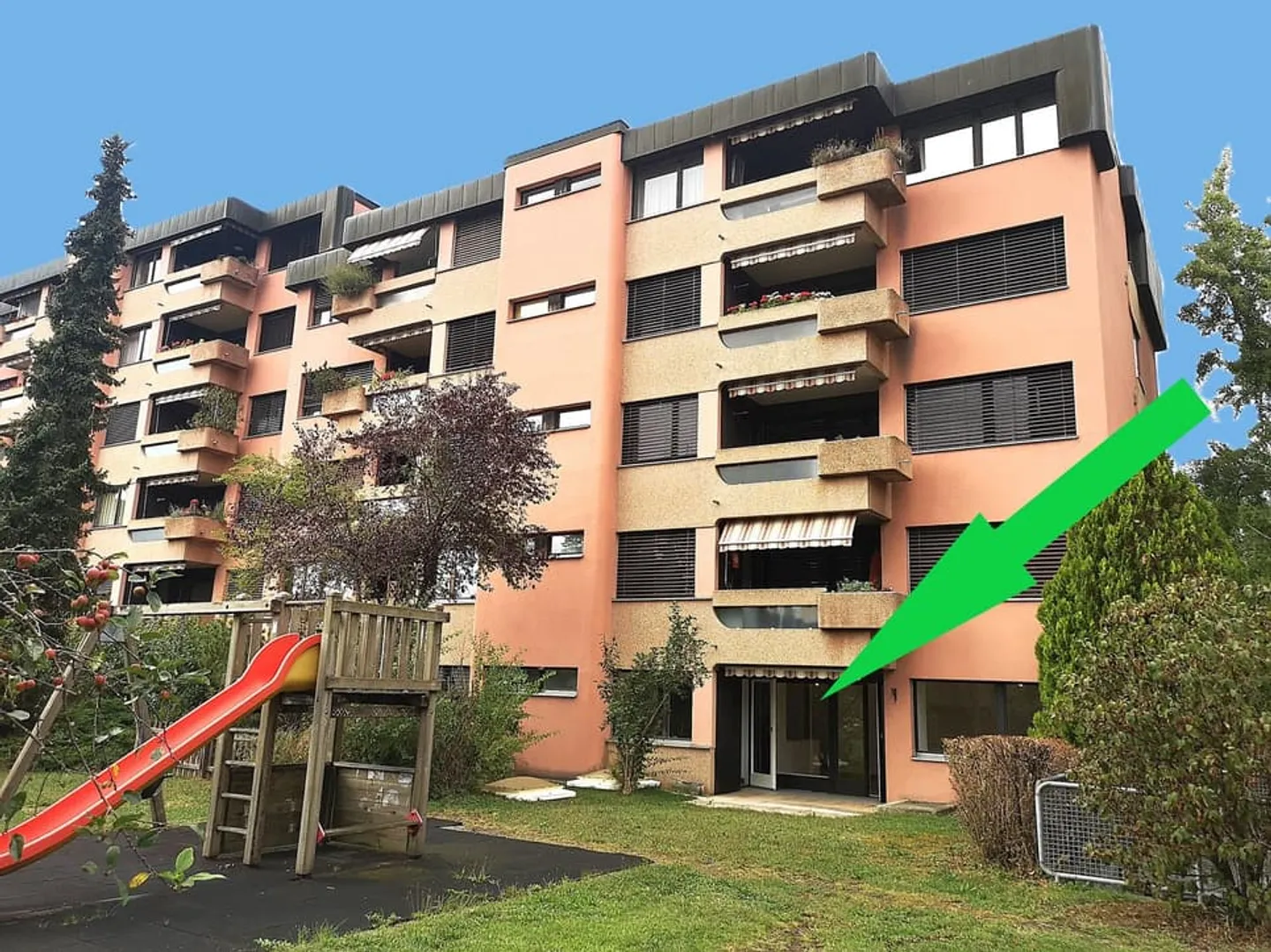 Price reduced: apartment with terrace and open kitchen in the C district - Photo 3 of 13