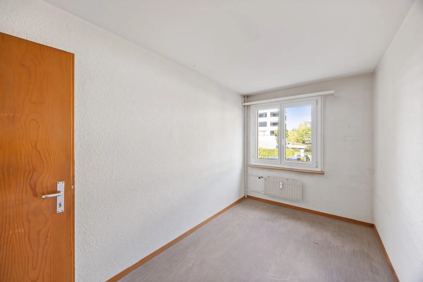 Appartement moderne fraîchement rénové à louer - Photo 3 sur 8
