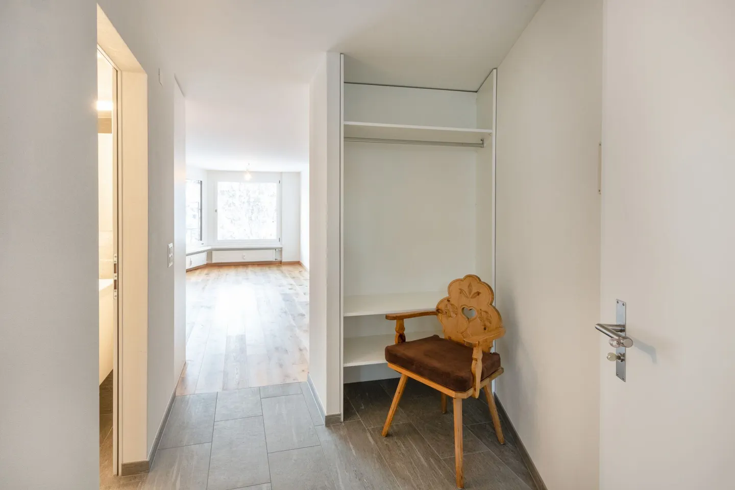 Appartement 2.5 pièces - Photo 2 sur 8