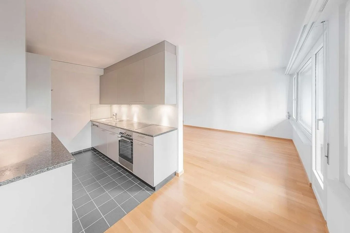 Helle Wohnung in bester Lage - Foto 2 von 6