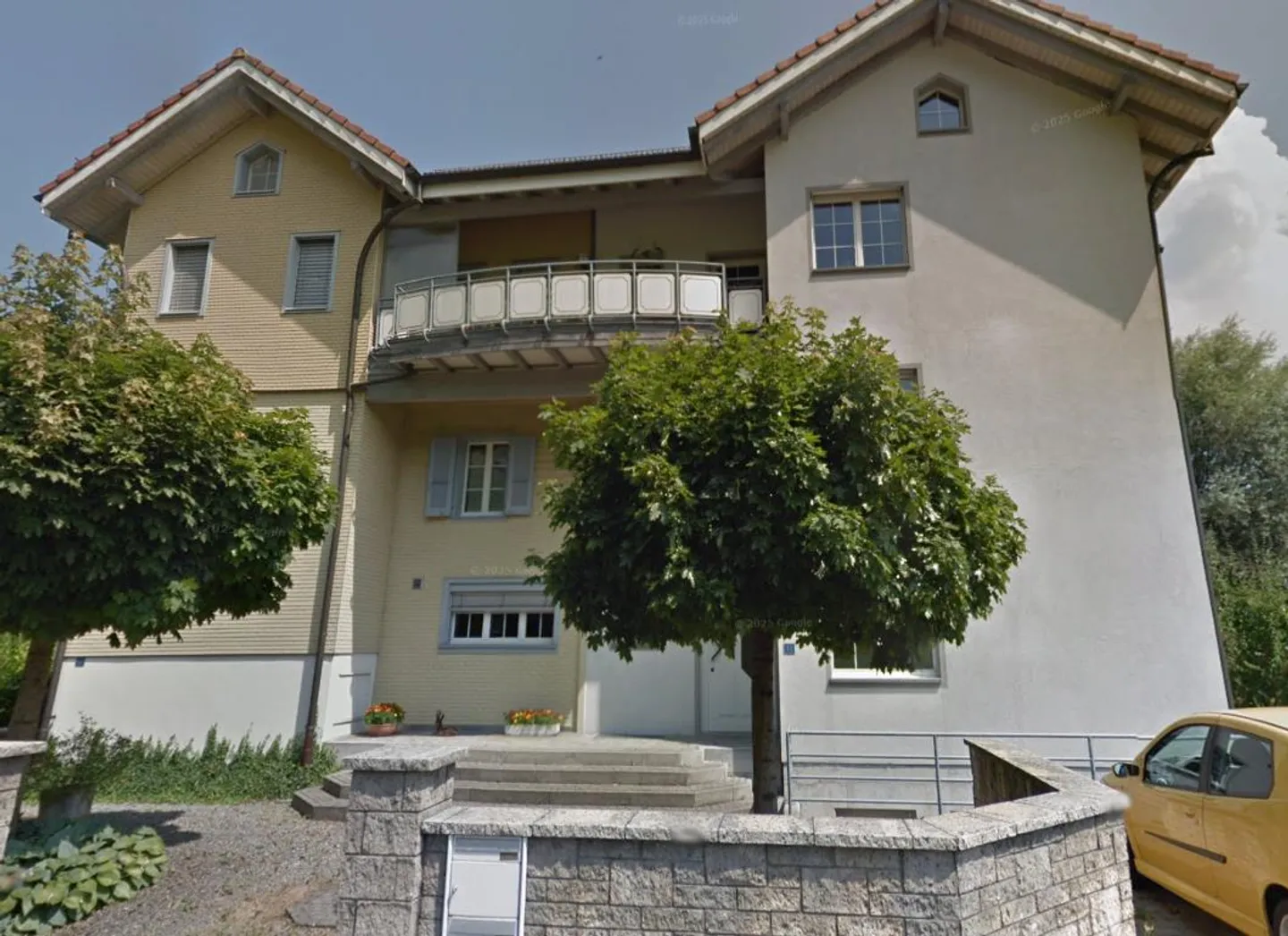 2 1/2 Zimmer Dachwohung - Photo 1 of 7