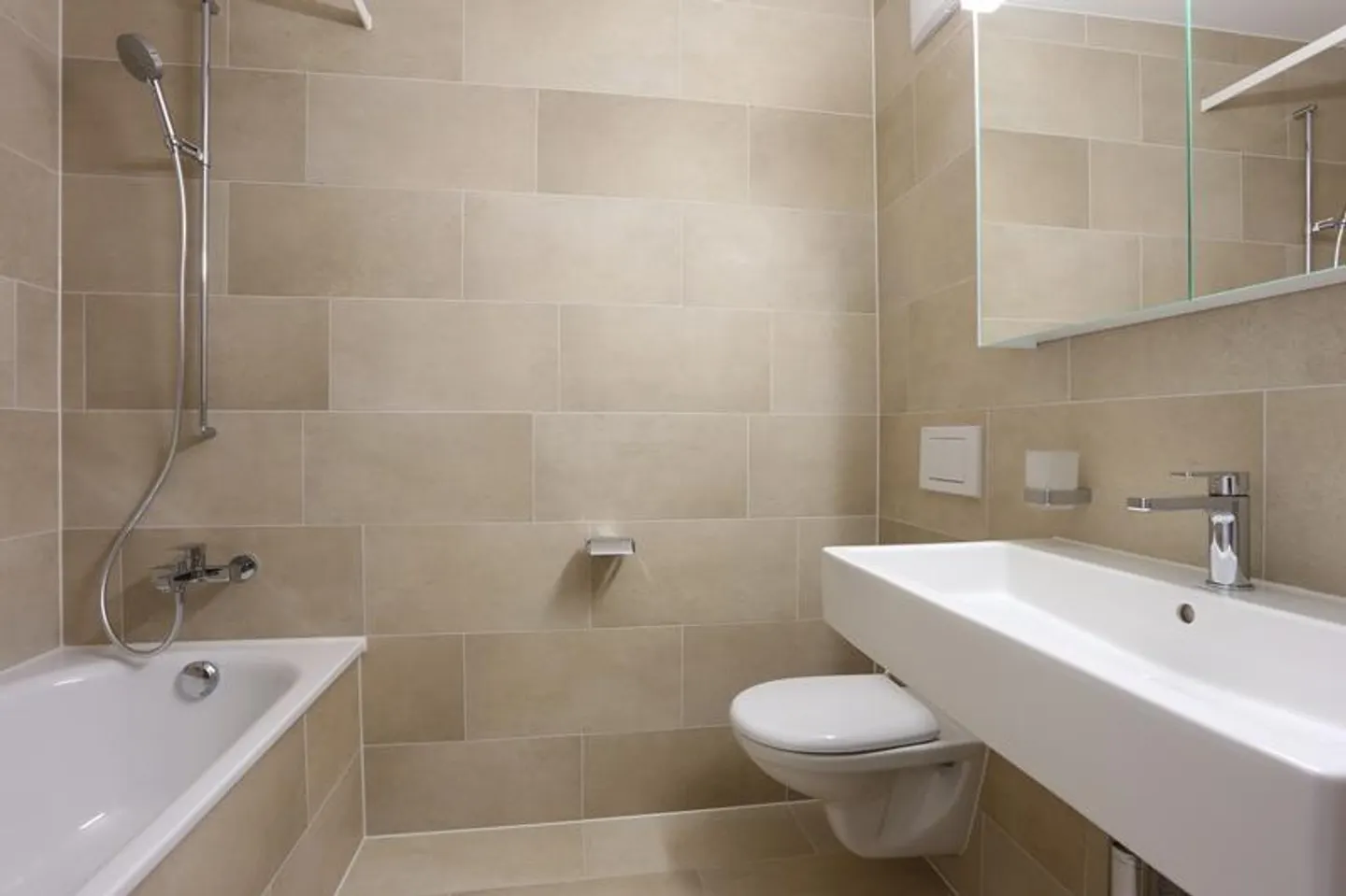 Appartement moderne de 5,5 pièces près des Langen Erlen - Photo 4 sur 8