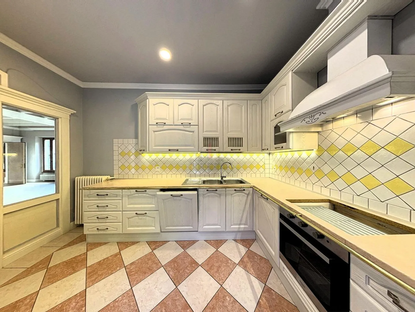 THE PERFECT COMMERCIAL / RESIDENTIAL SOLUTION - Photo 4 of 13