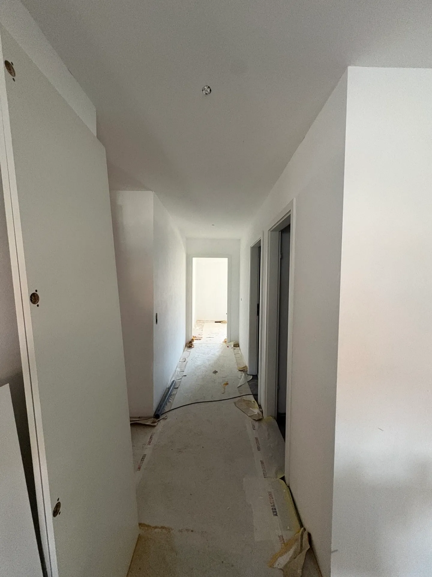 Fully renovated 3.5-room apartment on the ground floor - Photo 2 of 5