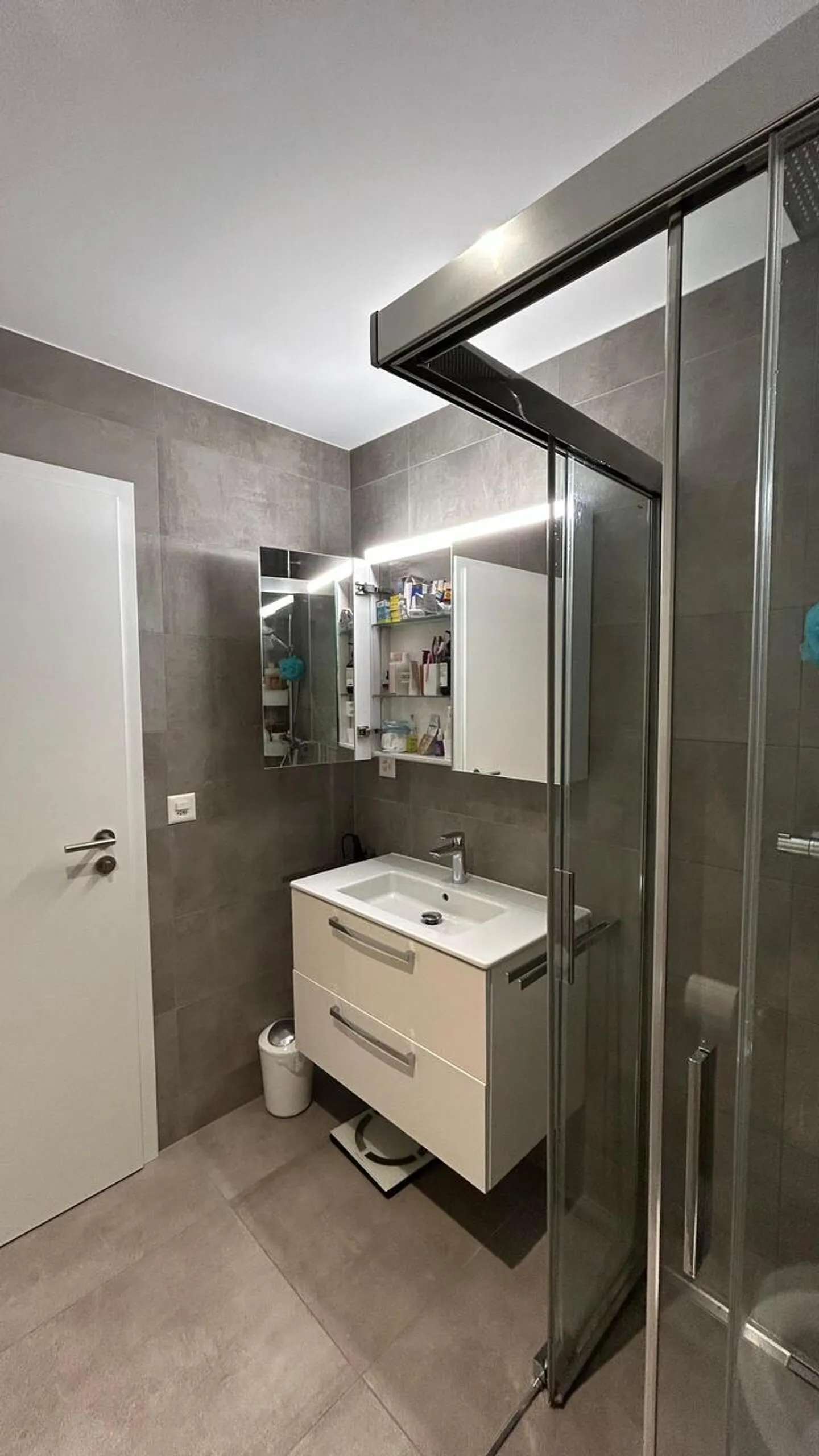 Möblierte 2.5-Zimmer-Dachwohnung mit Terrasse - Foto 11 von 16
