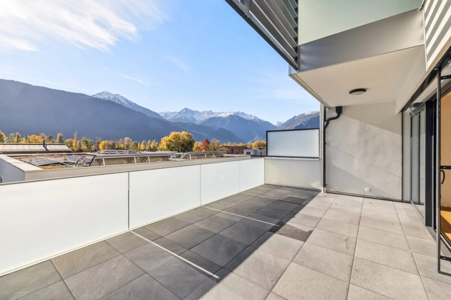 Villa neuve, spacieuse et luxueuse - Foto 9 von 20