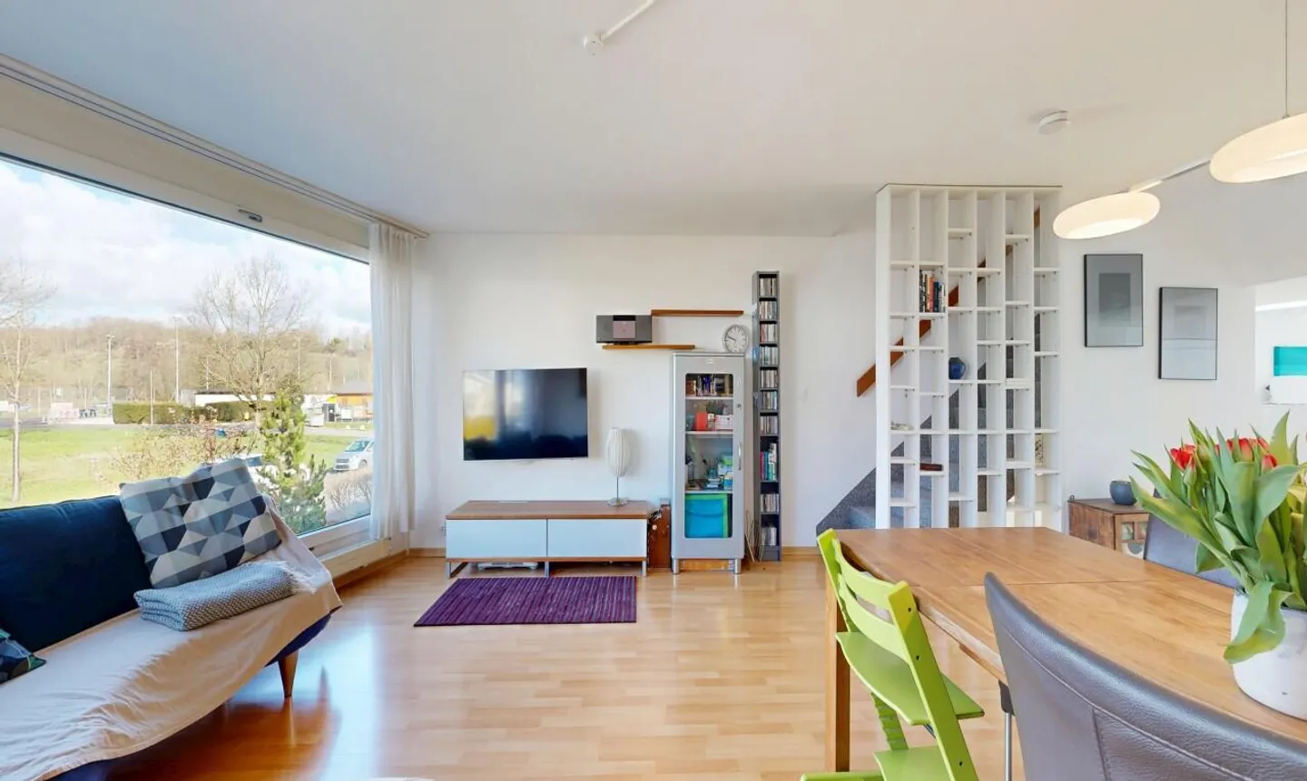 Helles 5.5-Zimmer-Reihenhaus mit Blick ins Grüne an ruhiger Lage - Photo 3 of 11