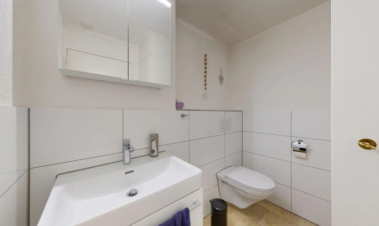 Helles 5.5-Zimmer-Reihenhaus mit Blick ins Grüne an ruhiger Lage - Photo 7 of 11