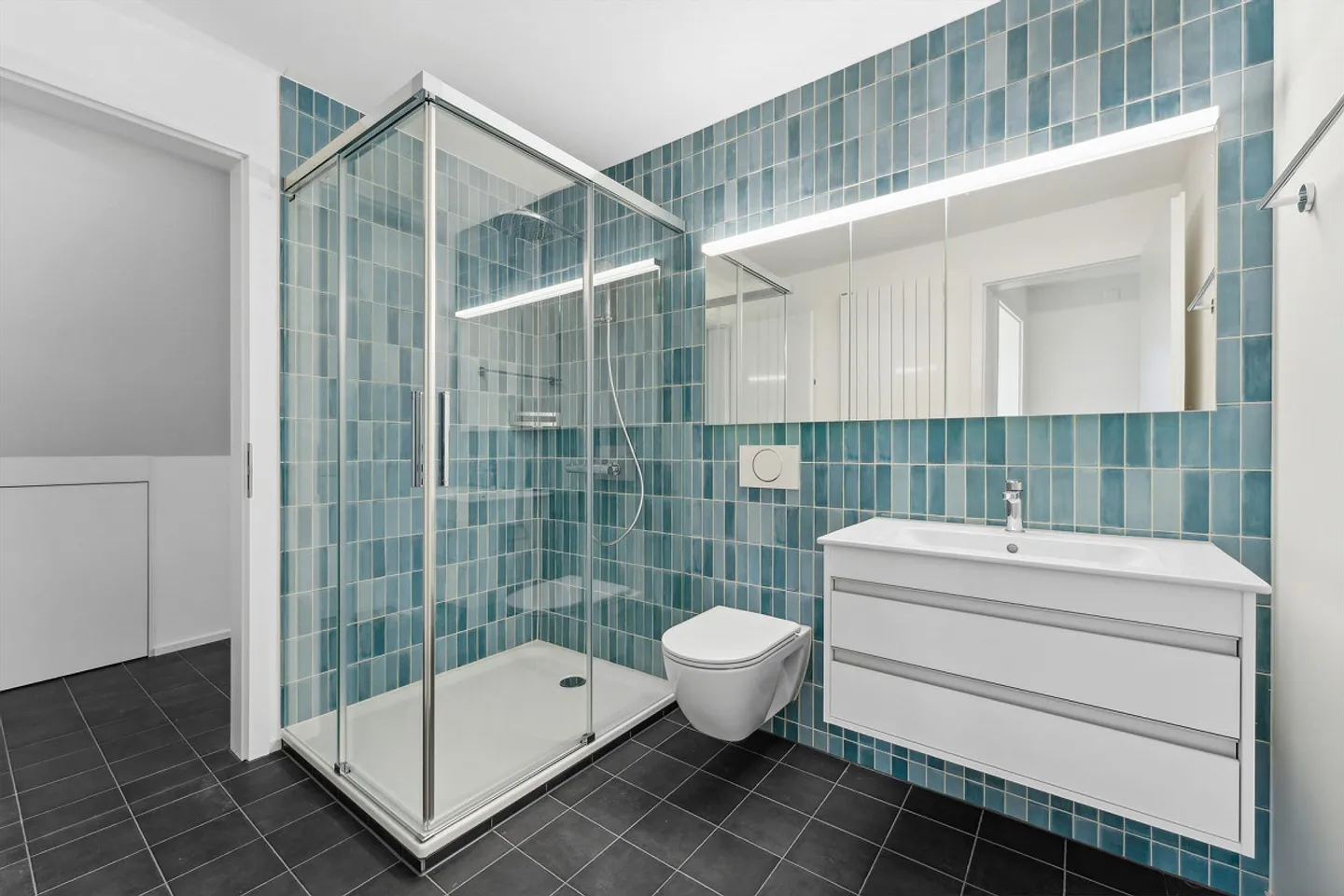 Central and modern 2-room apartment at Waisenhausplatz - Photo 6 of 9