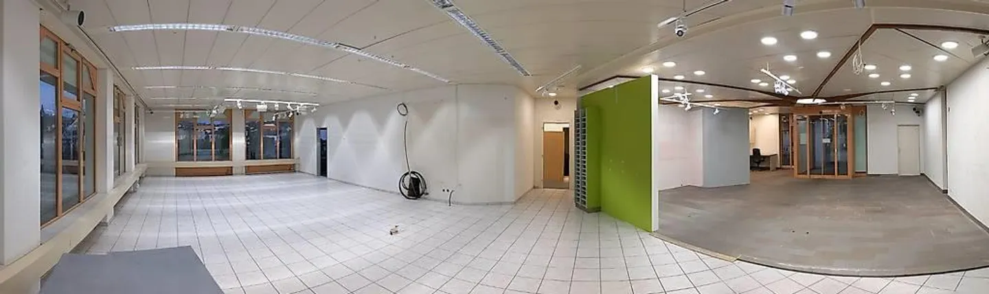 Versatile commercial space in the village center - Photo 10 of 23