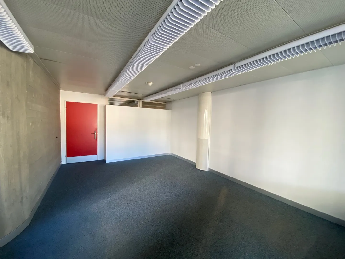 Office space in a very central location - Photo 4 of 5