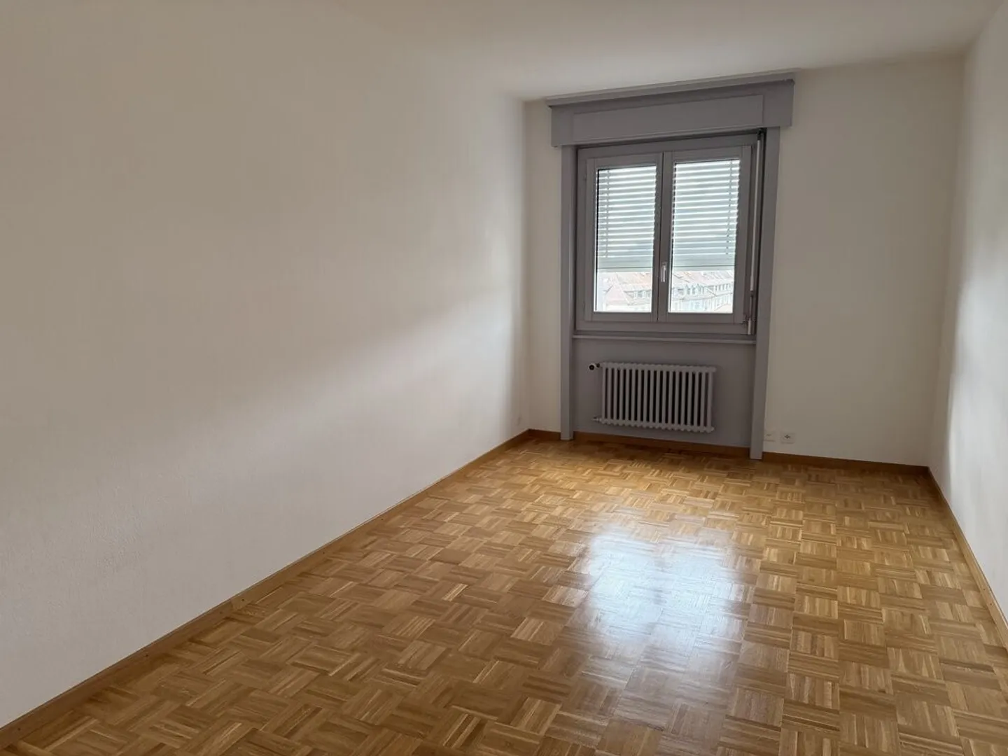 Spacious 3.5 rooms near Lake Geneva - Photo 2 of 8