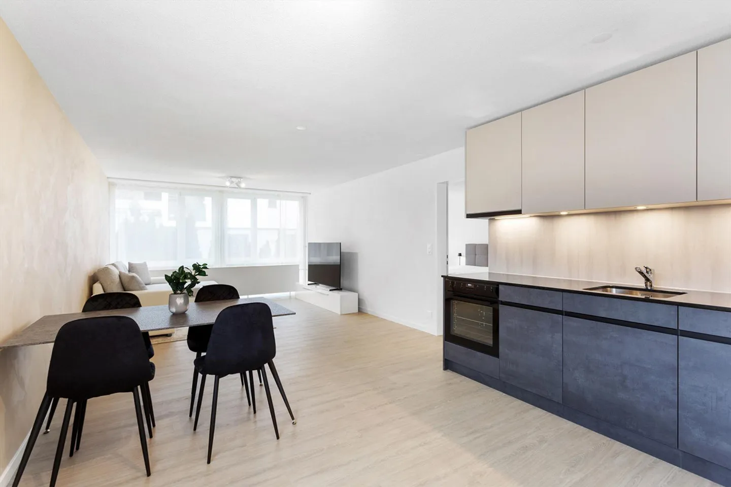 Modernes Möbliertes Apartment - Foto 12 von 19