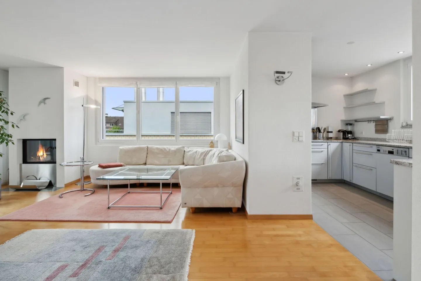 Appartamento attico 3½ locali a Pfaffhausen - Pace, sole e comfort - Foto 4 di 10