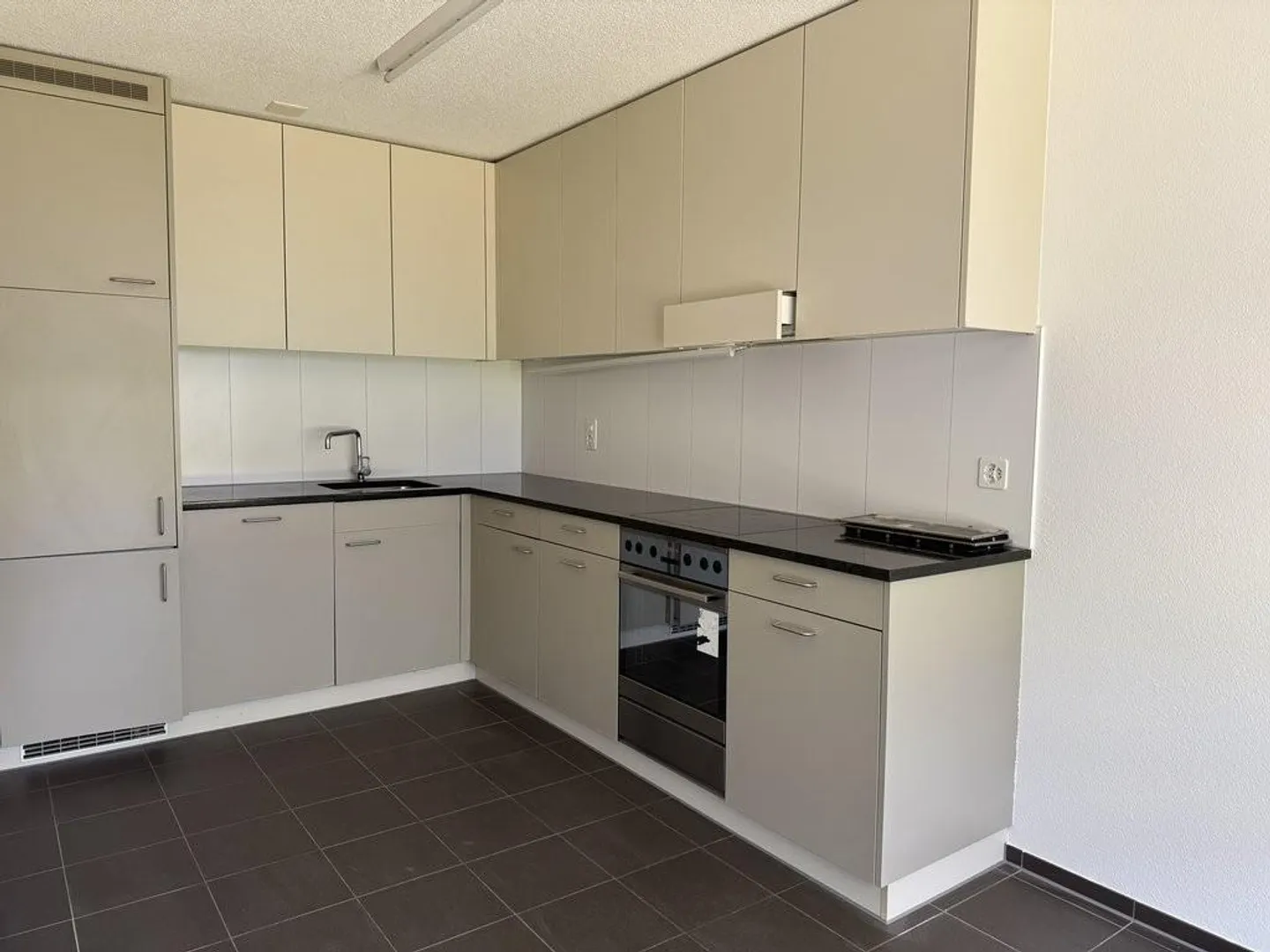 Geräumige Wohnung in Münchenbuchsee - Foto 4 von 8