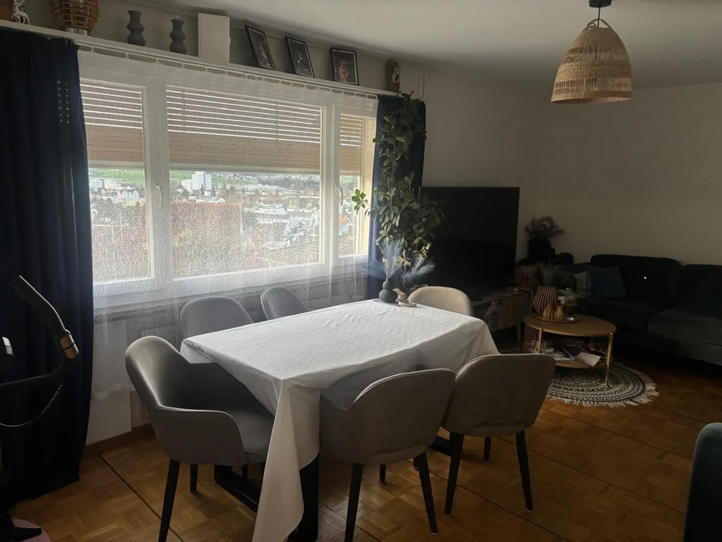 Zentrale 4.5-Zimmer-Wohnung in Wil - Foto 6 von 9