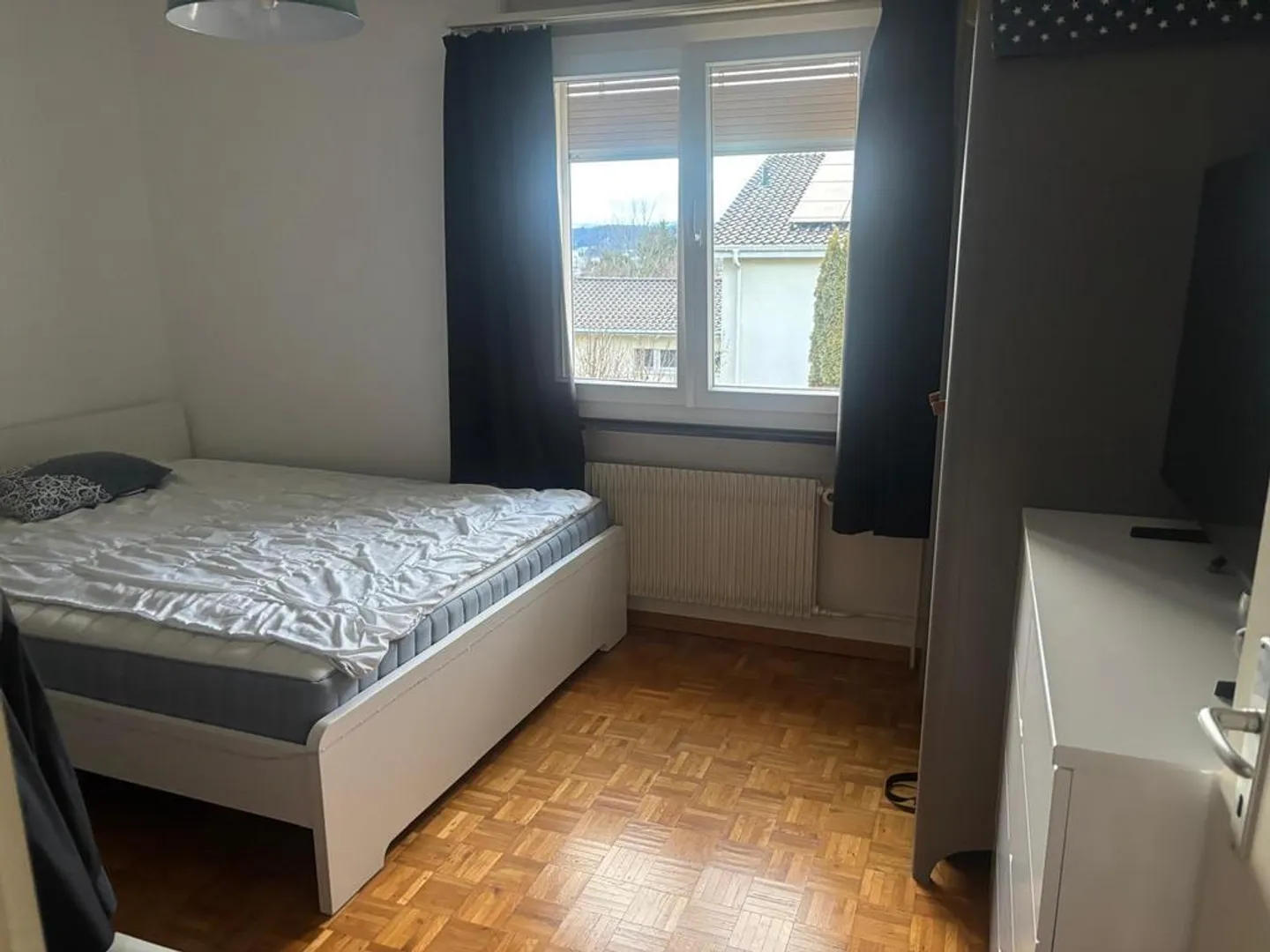 Zentrale 4.5-Zimmer-Wohnung in Wil - Foto 8 von 9