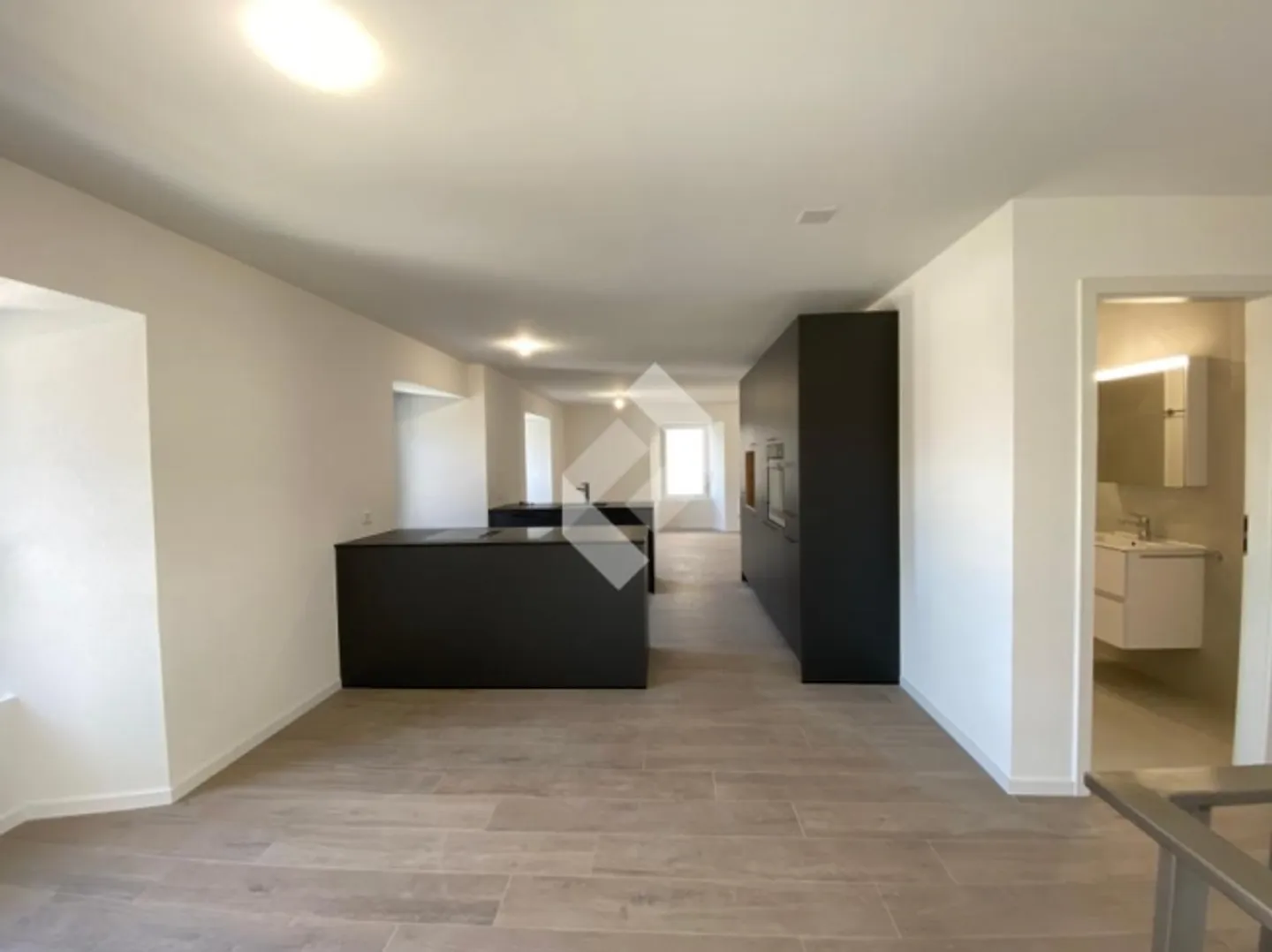 Maisonette di 4,5 stanze + terreno edificabile di 400 m2 - Foto 6 di 13