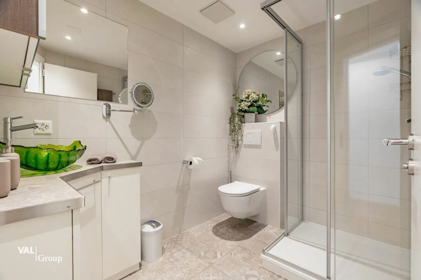 Alpine Eleganz und moderner Komfort im Herzen von Crans-Montana - Foto 10 von 17