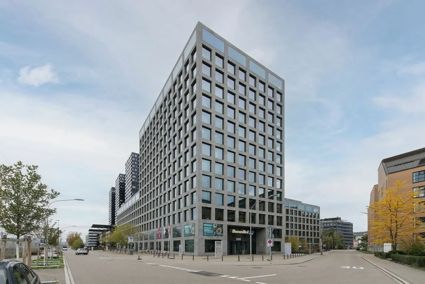 Bureaux modernes prêts à emménager directement à la gare d'Altstetten - Photo 1 sur 8