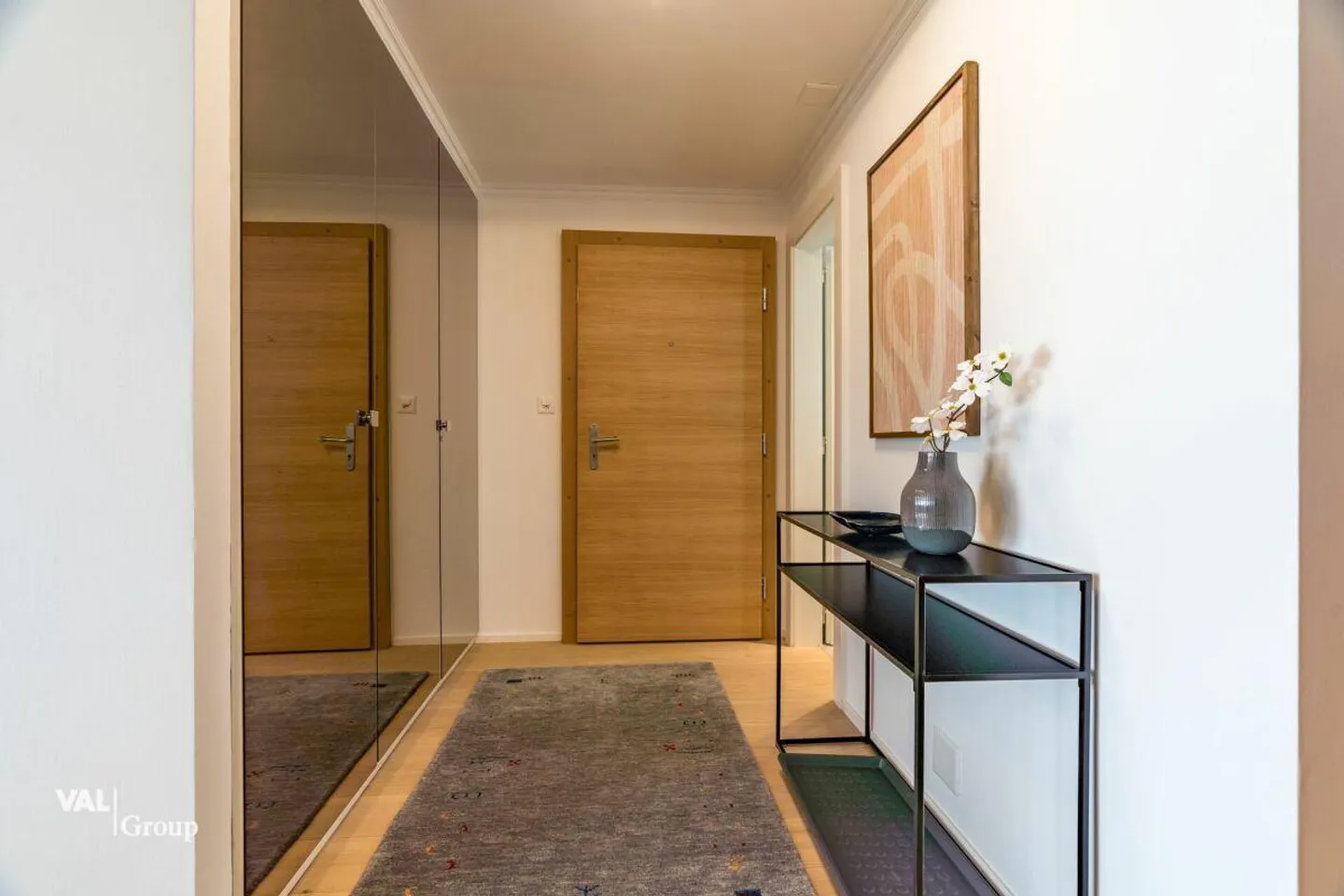 Alpine Eleganz und moderner Komfort im Herzen von Crans-Montana - Foto 11 von 17