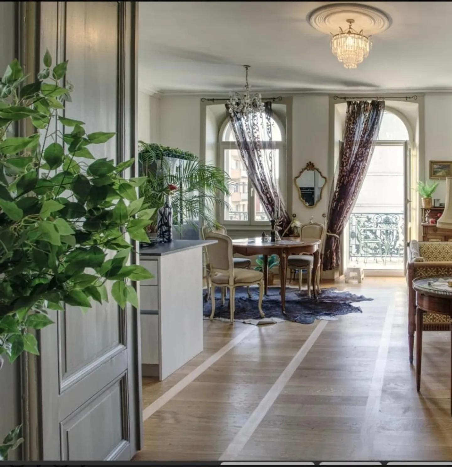 Vevey/Centre, appartement lumineux, hauts plafonds et balcon spacieux - Photo 4 sur 10