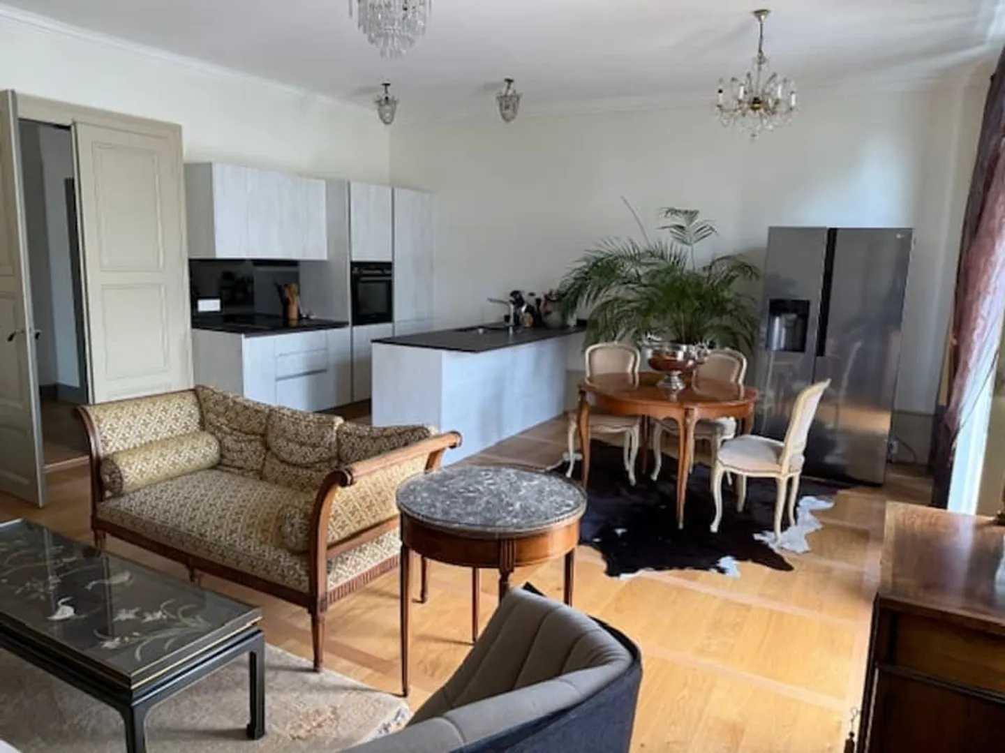 Vevey/Centre, appartement lumineux, hauts plafonds et balcon spacieux - Photo 7 sur 10