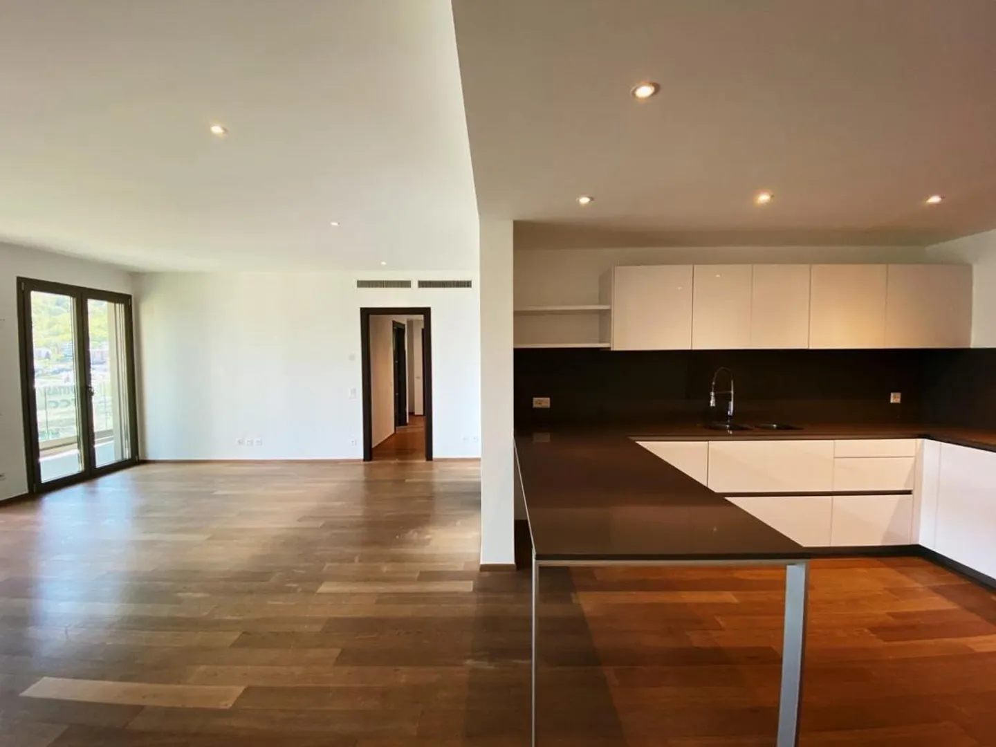 3.5 vista lago mozzafiato - Foto 4 di 21