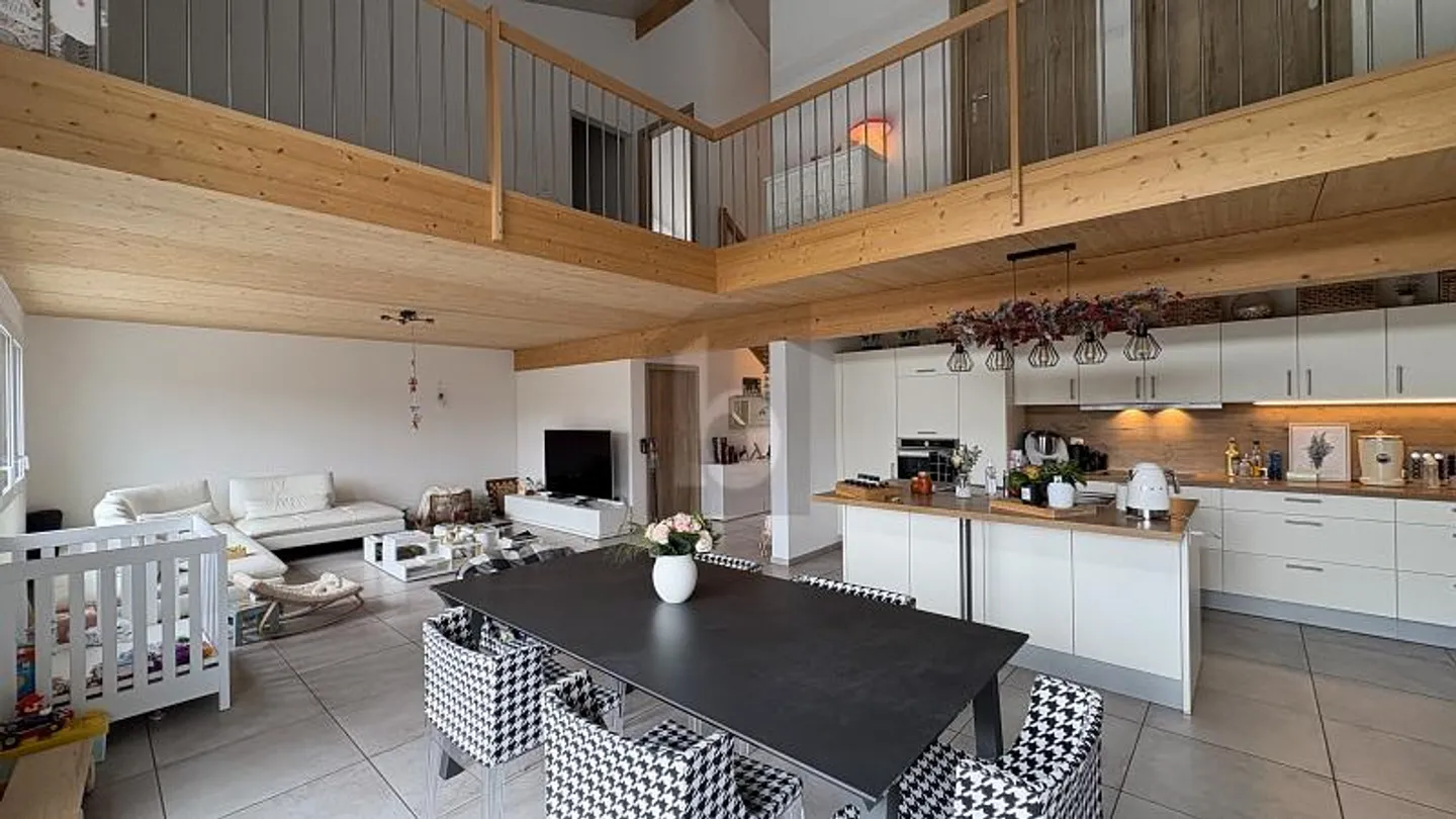 Stepped house for rent - Photo 2 of 6