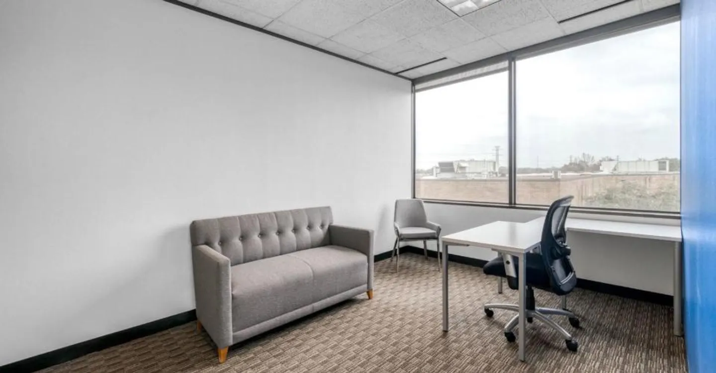 Ufficio privato per 3 presso Regus Bessieres - Foto 3 di 9