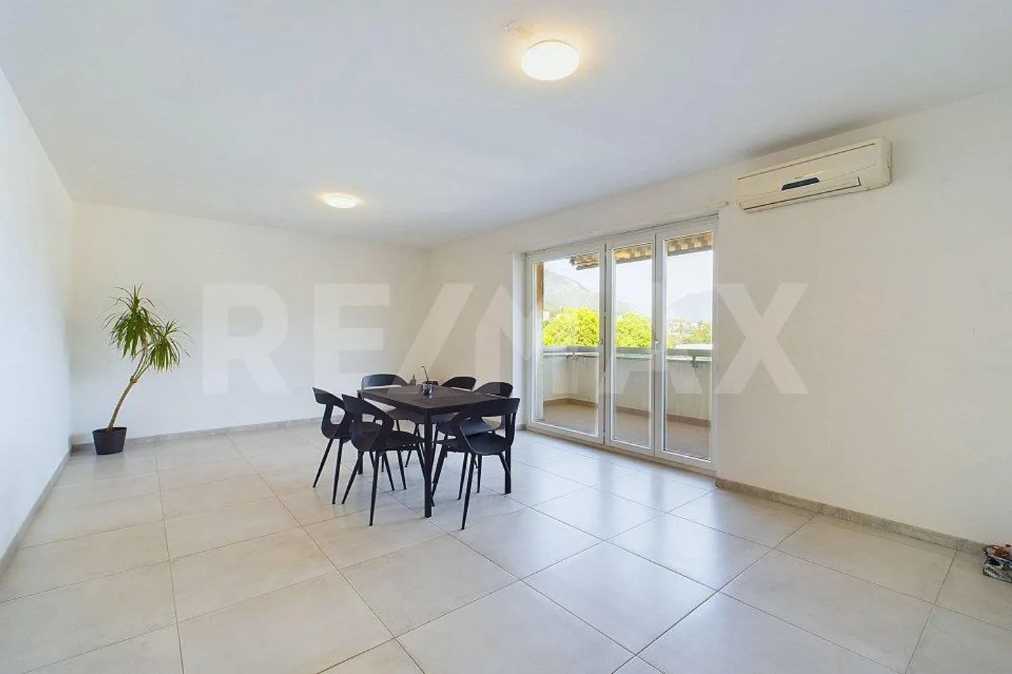 Appartamento confortevole di 3 ½ locali con vista illimitata - Foto 9 di 13
