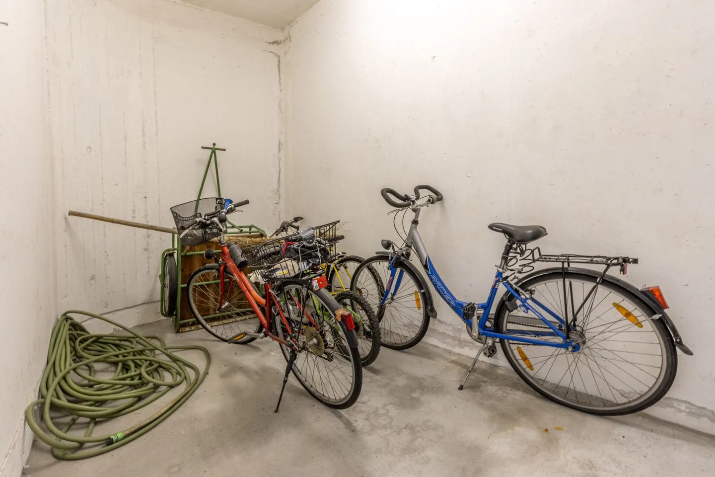 Unique terrace apartment with 136 m² outdoor area and modern living comfort - Photo 27 of 30