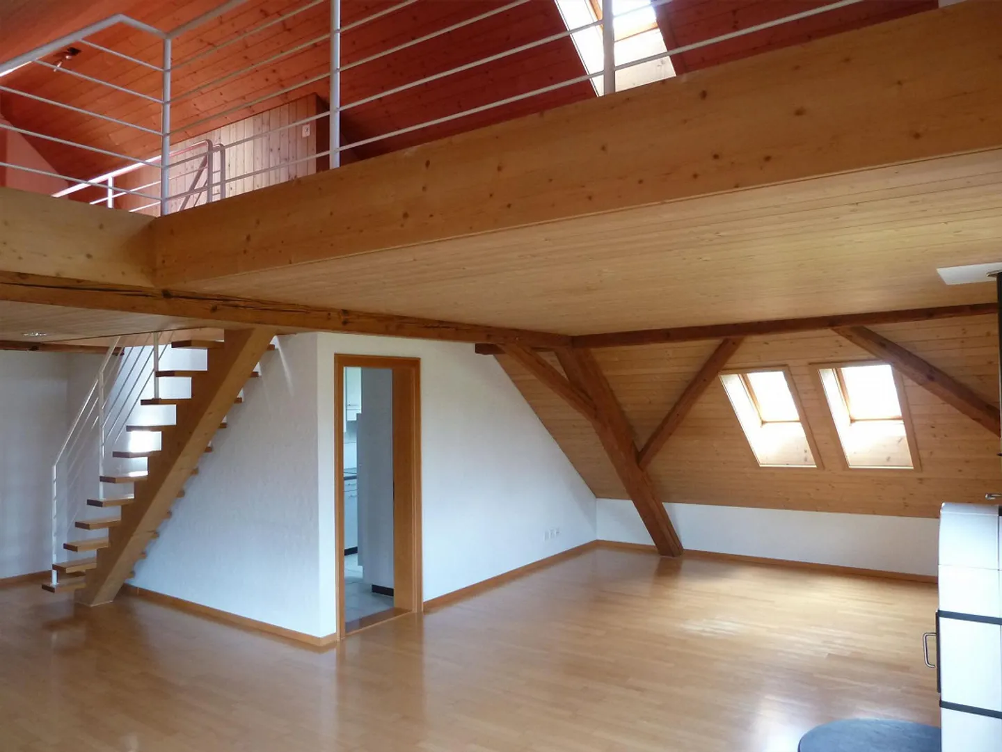 Appartement en maisonette avec beaucoup de charme - Photo 2 sur 13