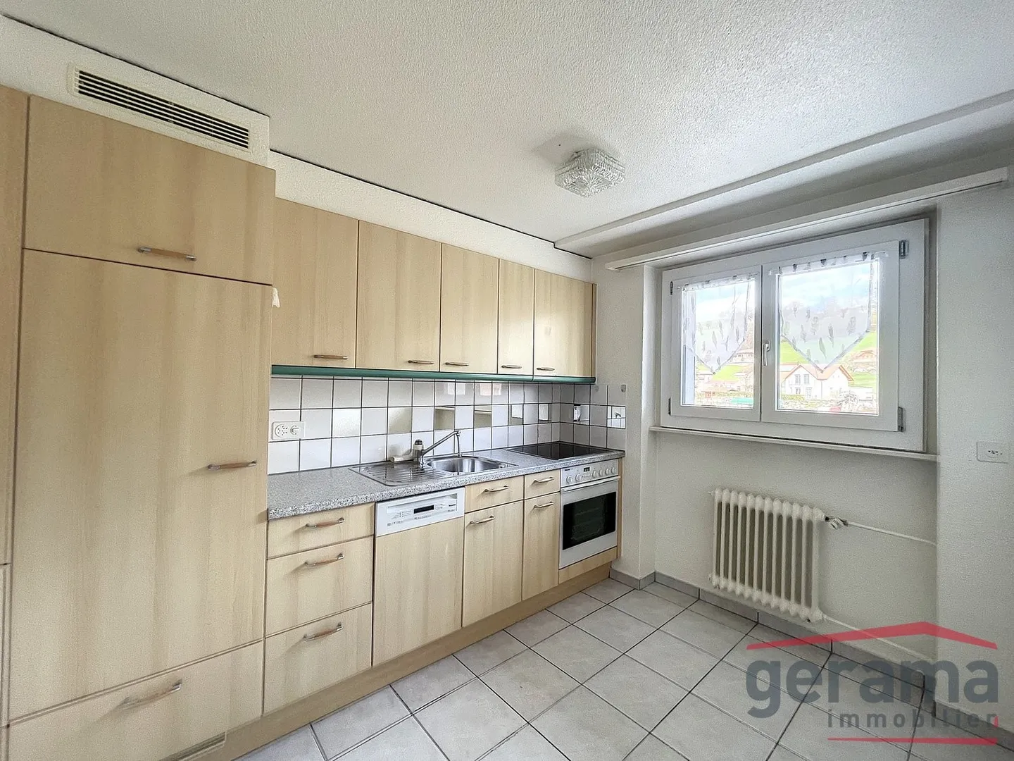 Charmante appartement de 3.5 pièces à Oberschrot - Photo 2 sur 7