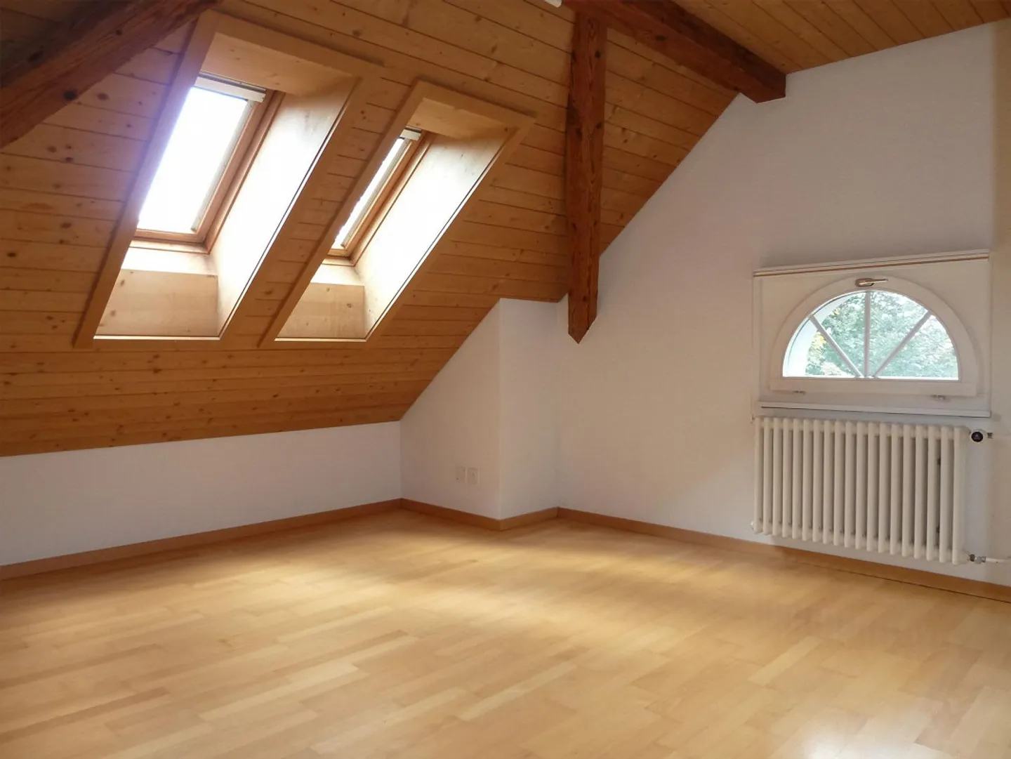 Appartement en maisonette avec beaucoup de charme - Photo 5 sur 13