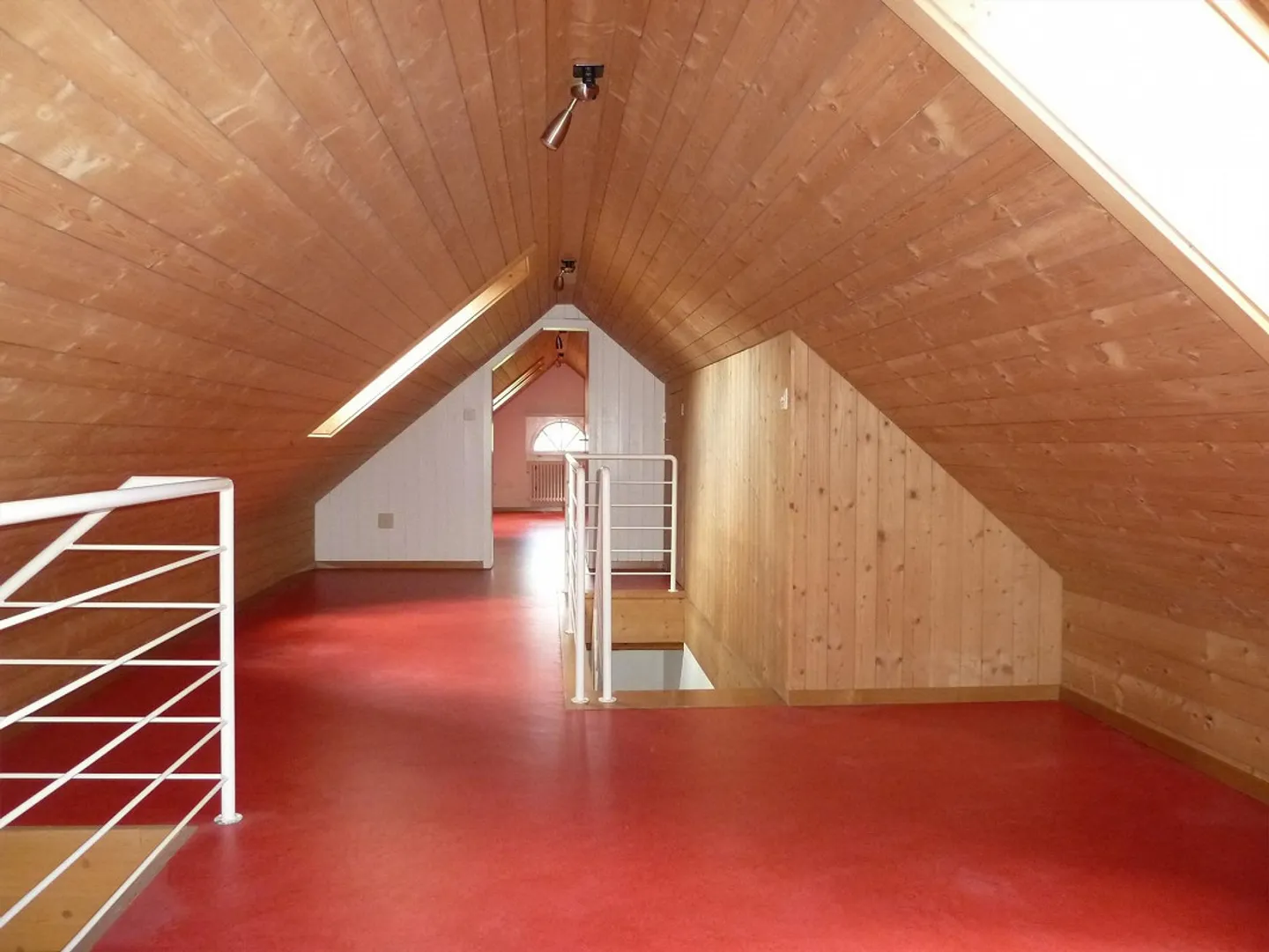 Appartement en maisonette avec beaucoup de charme - Photo 9 sur 13