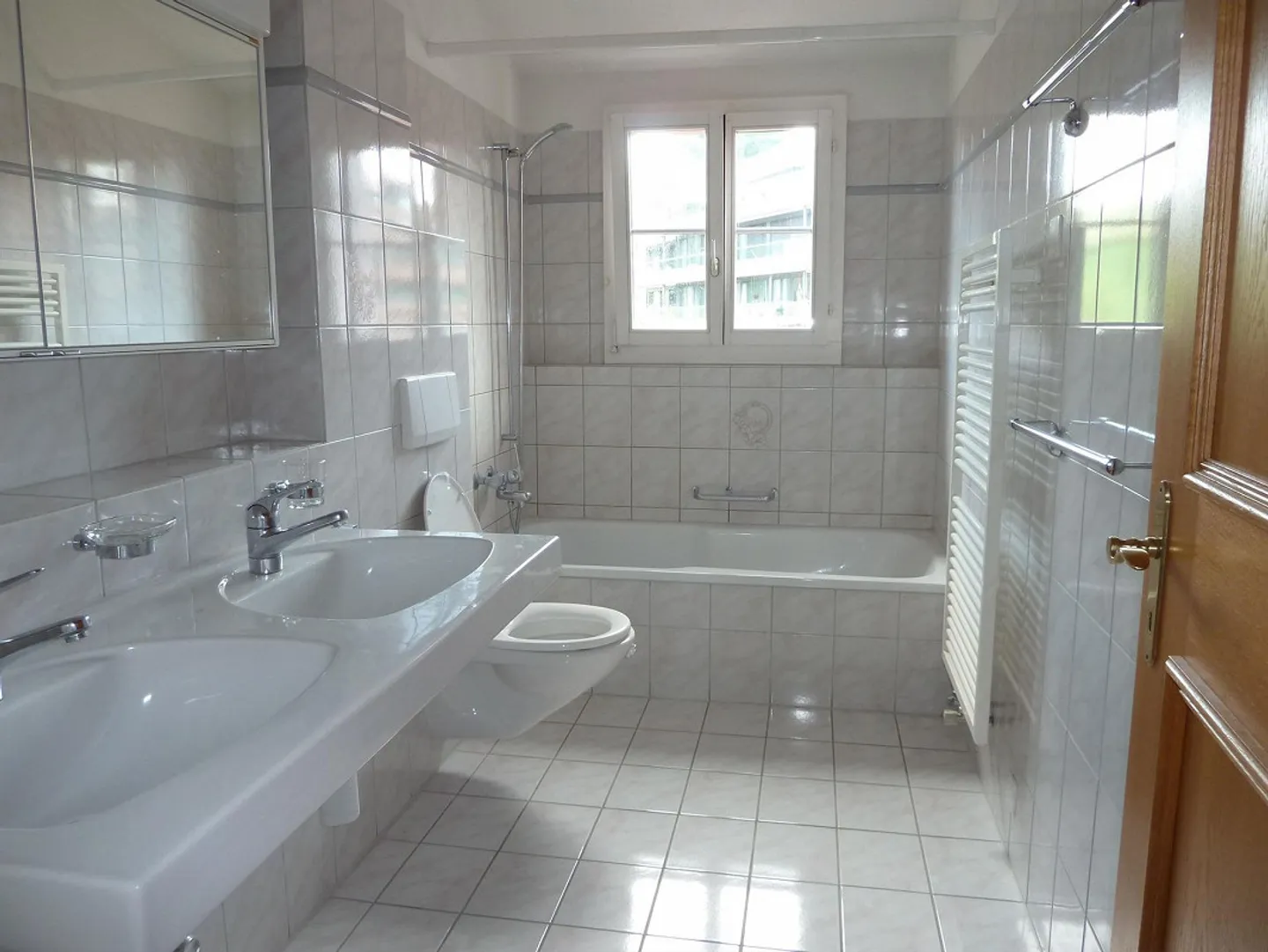 Appartement en maisonette avec beaucoup de charme - Photo 10 sur 13