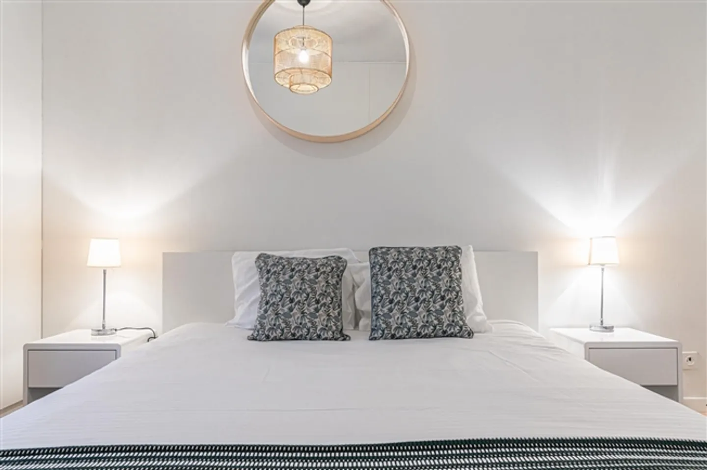 Studio moderne meublé près de la gare de Lausanne – Rue du Simplon 10! - Photo 3 sur 10